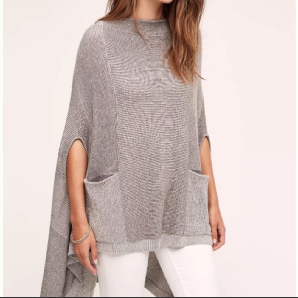 Anthropologie l Moth Poncho in Grey XS/S